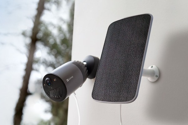 CAMERA NĂNG LƯỢNG MẶT TRỜI